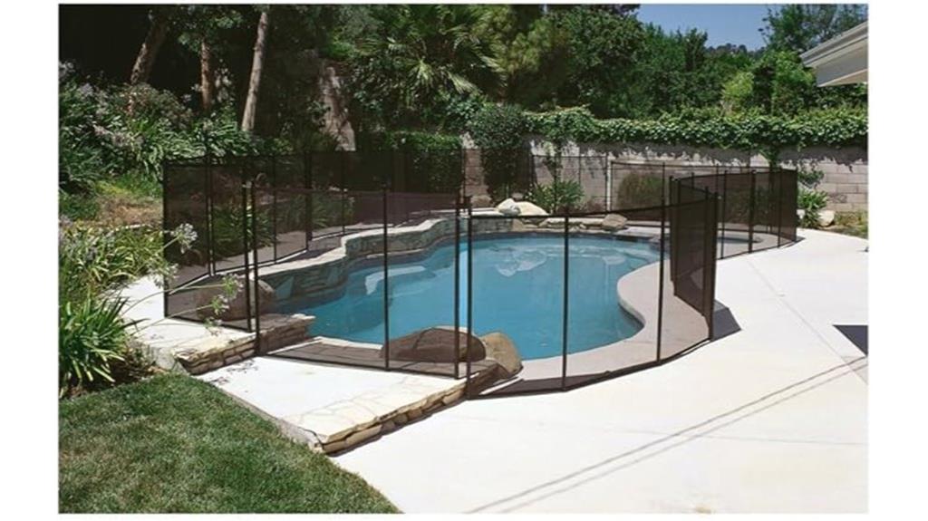 pool fence with mesh
